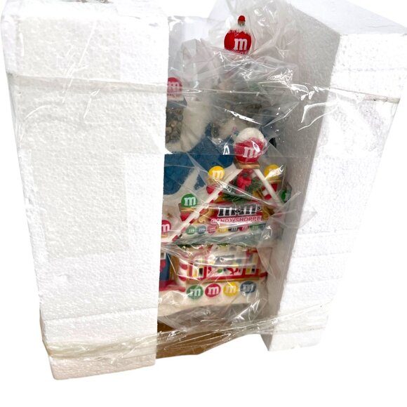 Department 56 M&Ms Village Candy Shoppe Lighted House Holiday Figurine 2005 - Picture 16 of 16